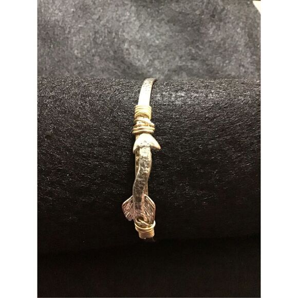 Bracelet drunken arrow Design by￼￼￼ crave - Picture 1 of 4